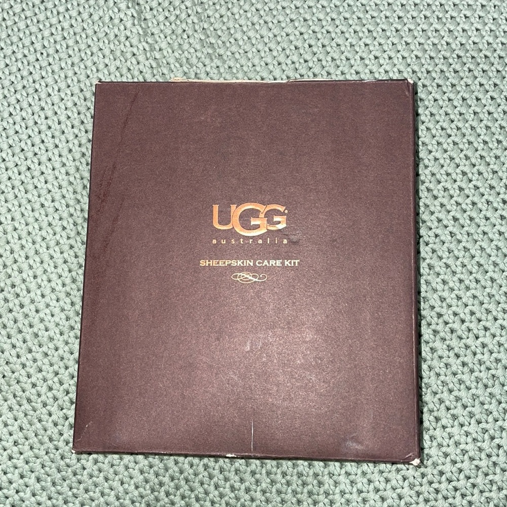 UGG Sheepskin Care Kit